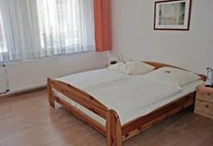 Guest house Lindenhof 3*